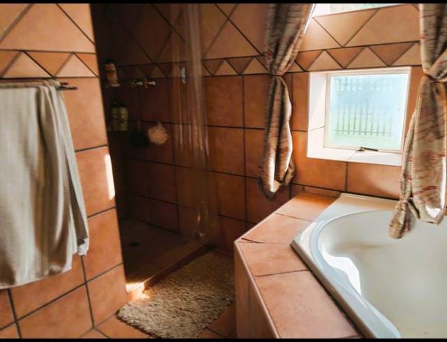 4 BEDROOM HOUSE FOR SALE IN PARKRAND